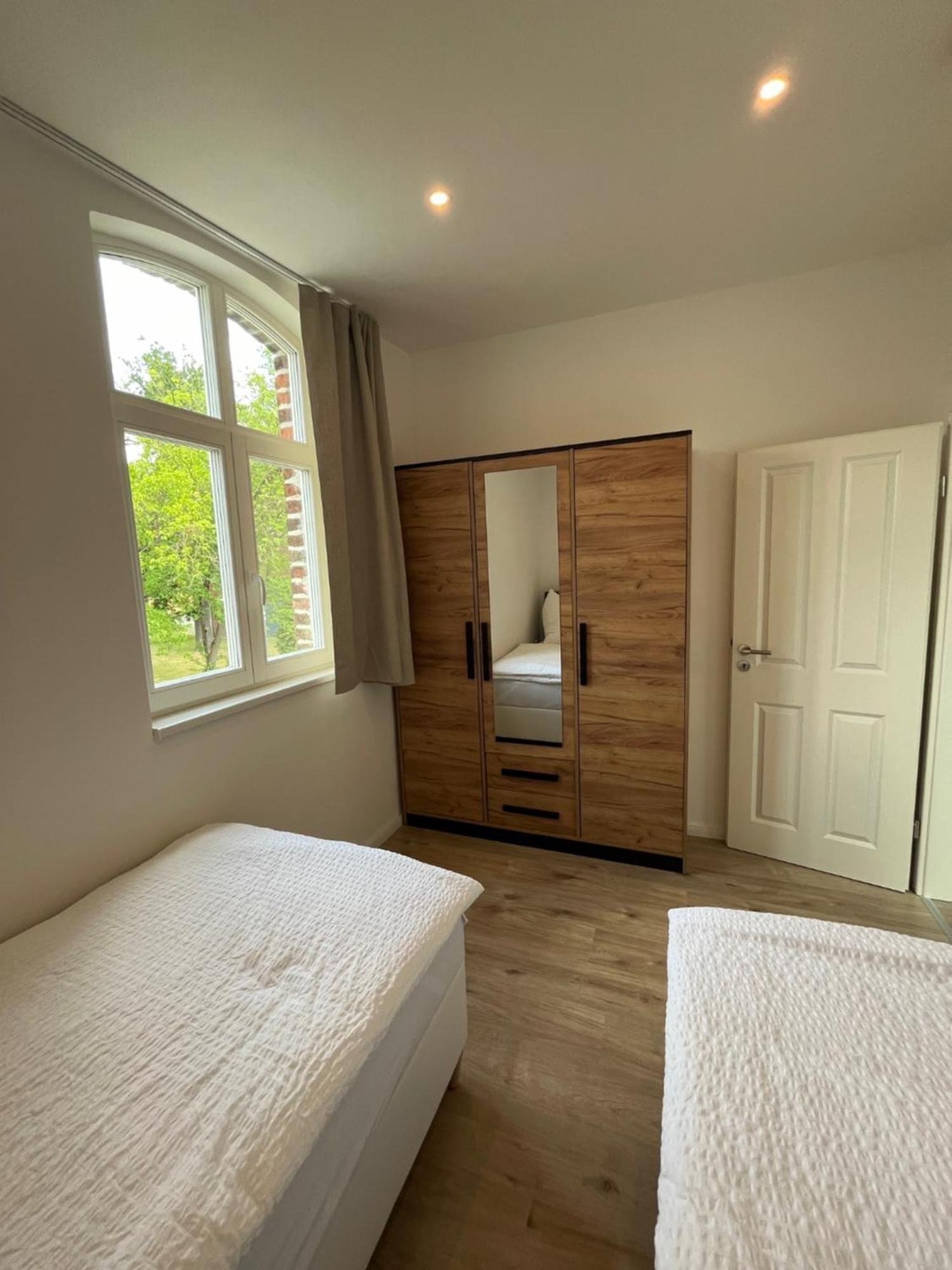 Remise 23A - 2Schlafzimmer Unterkunft Fuer 4-Koepfige Familie Schönefeld Dış mekan fotoğraf